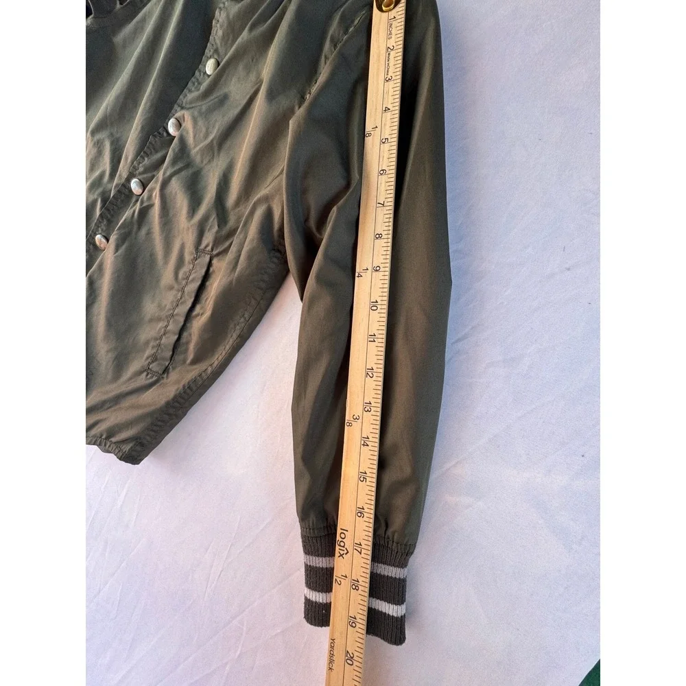 Old Navy Boys Olive Green Bomber Jacket Size M 8‎ Snap Button Varsity Coat Kids